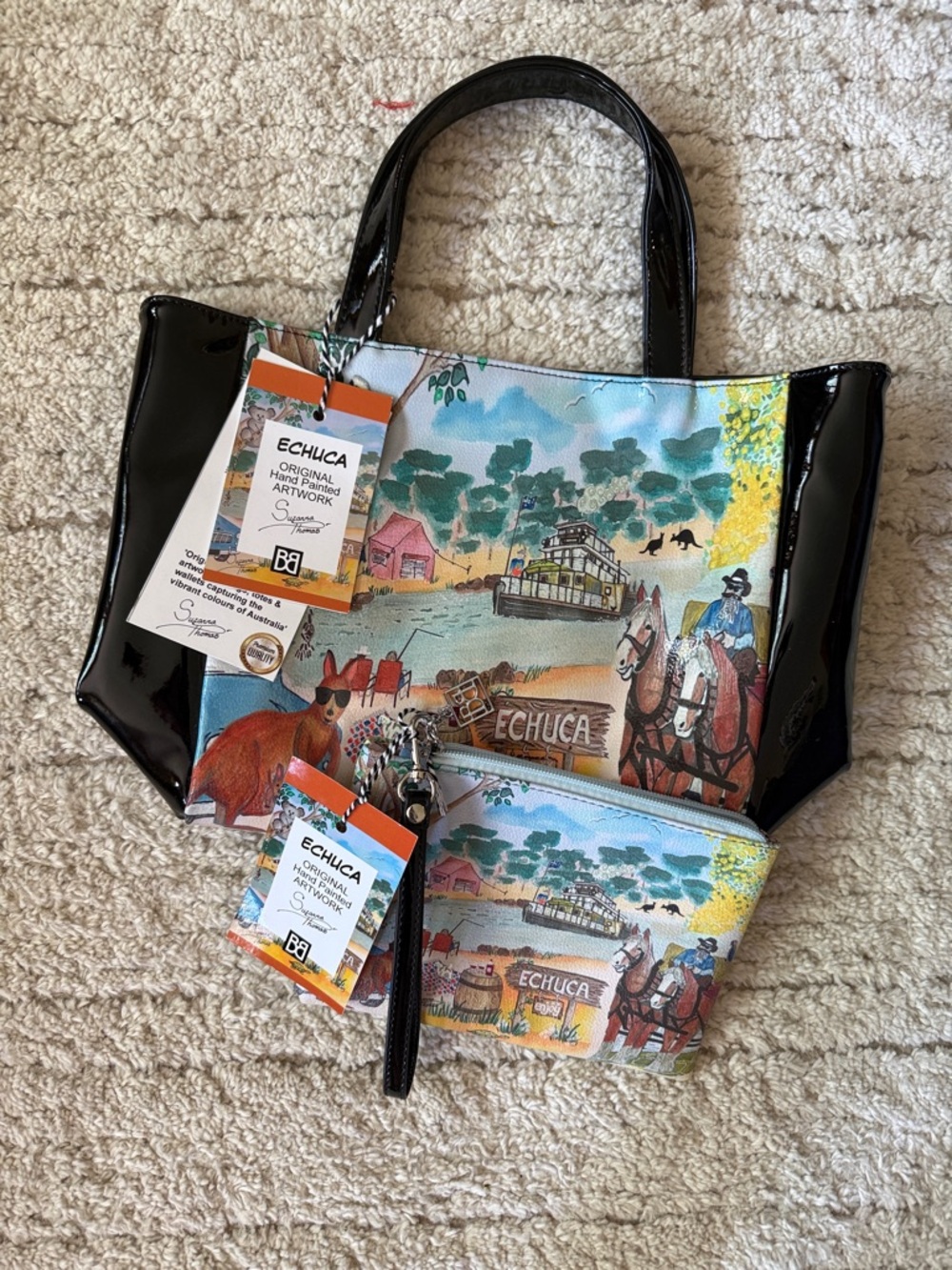NWT Echuca Tote Bag and Matching Zip Bag with Artwork by Suzanna Thomas